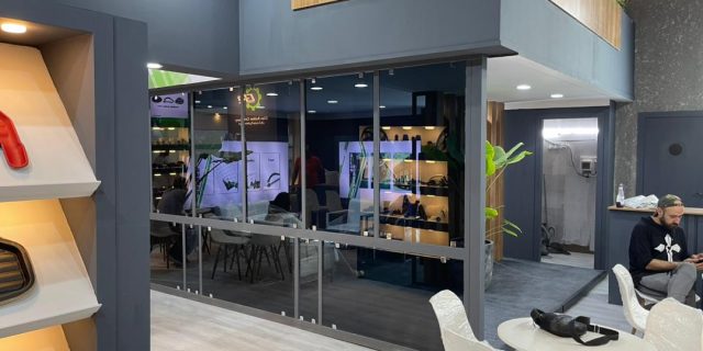 نمونه طراحی و ساخت غرفه نمایشگاهی برای شركت لاستيک گيلان